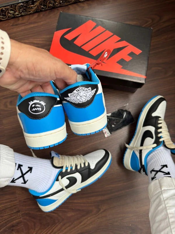 Jordan x Travis Scott Blue