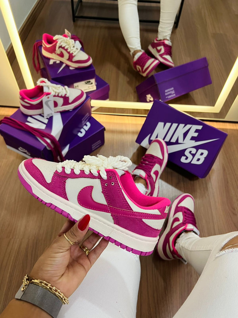 Nike Dunk Low - Pink Creme