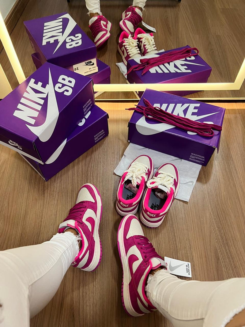 Nike Dunk Low - Pink Creme